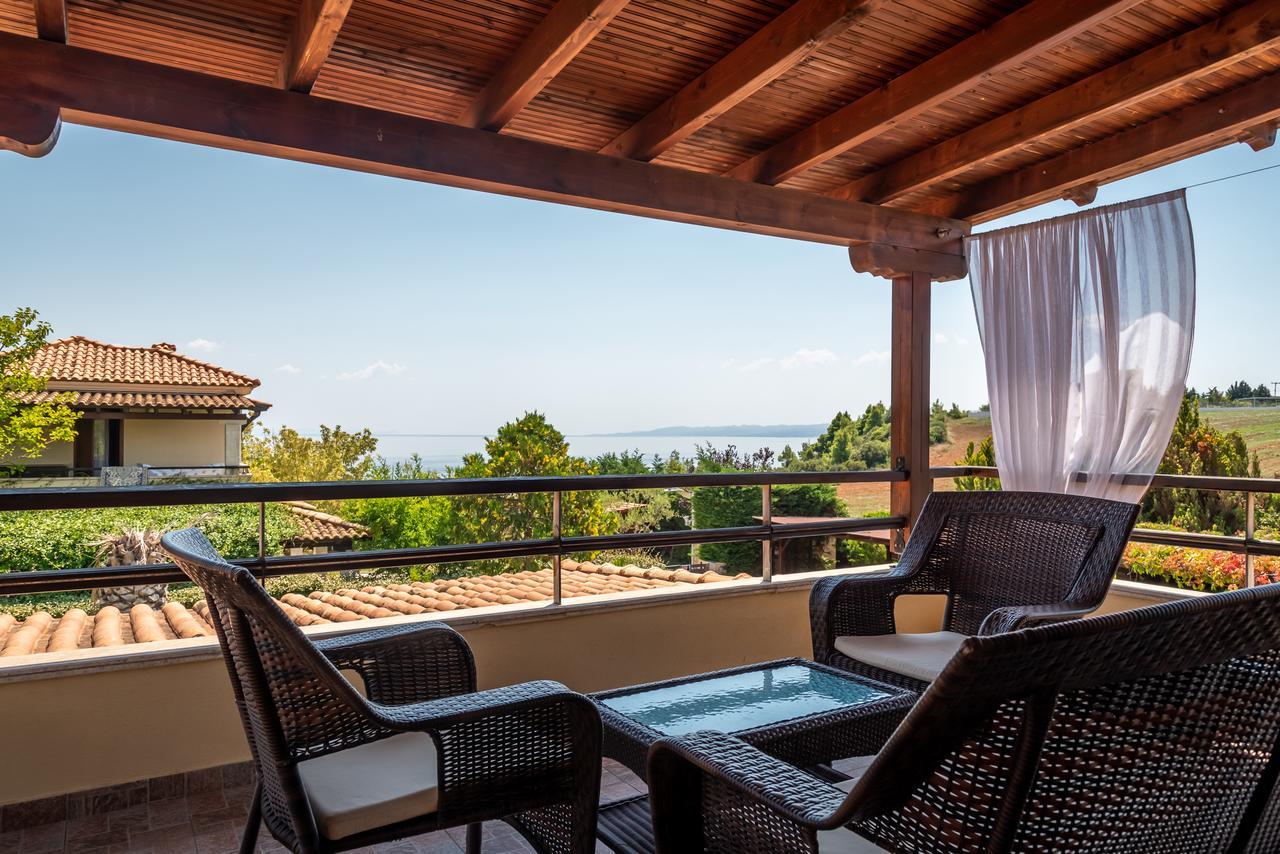 Blue Thea Luxury Villa In Afitos Екстериор снимка