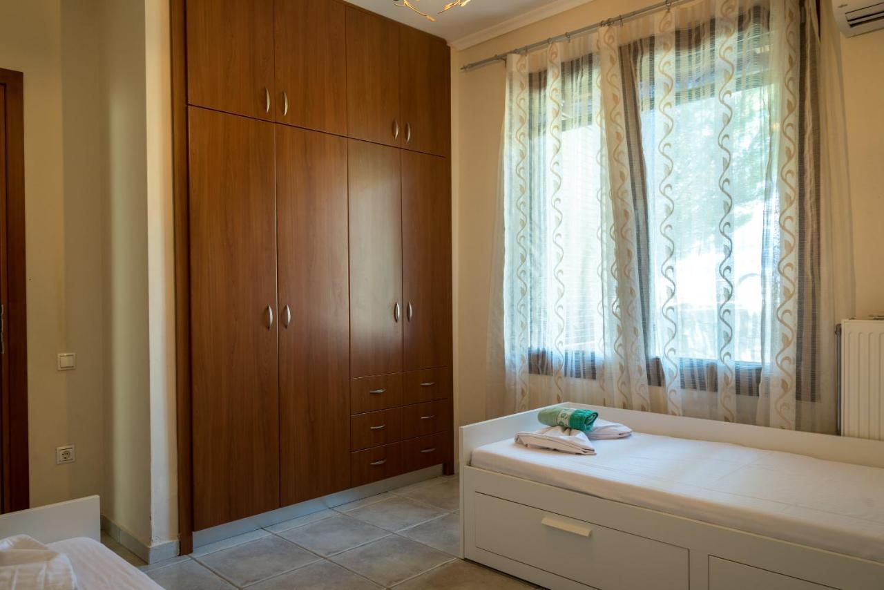 Blue Thea Luxury Villa In Afitos Екстериор снимка