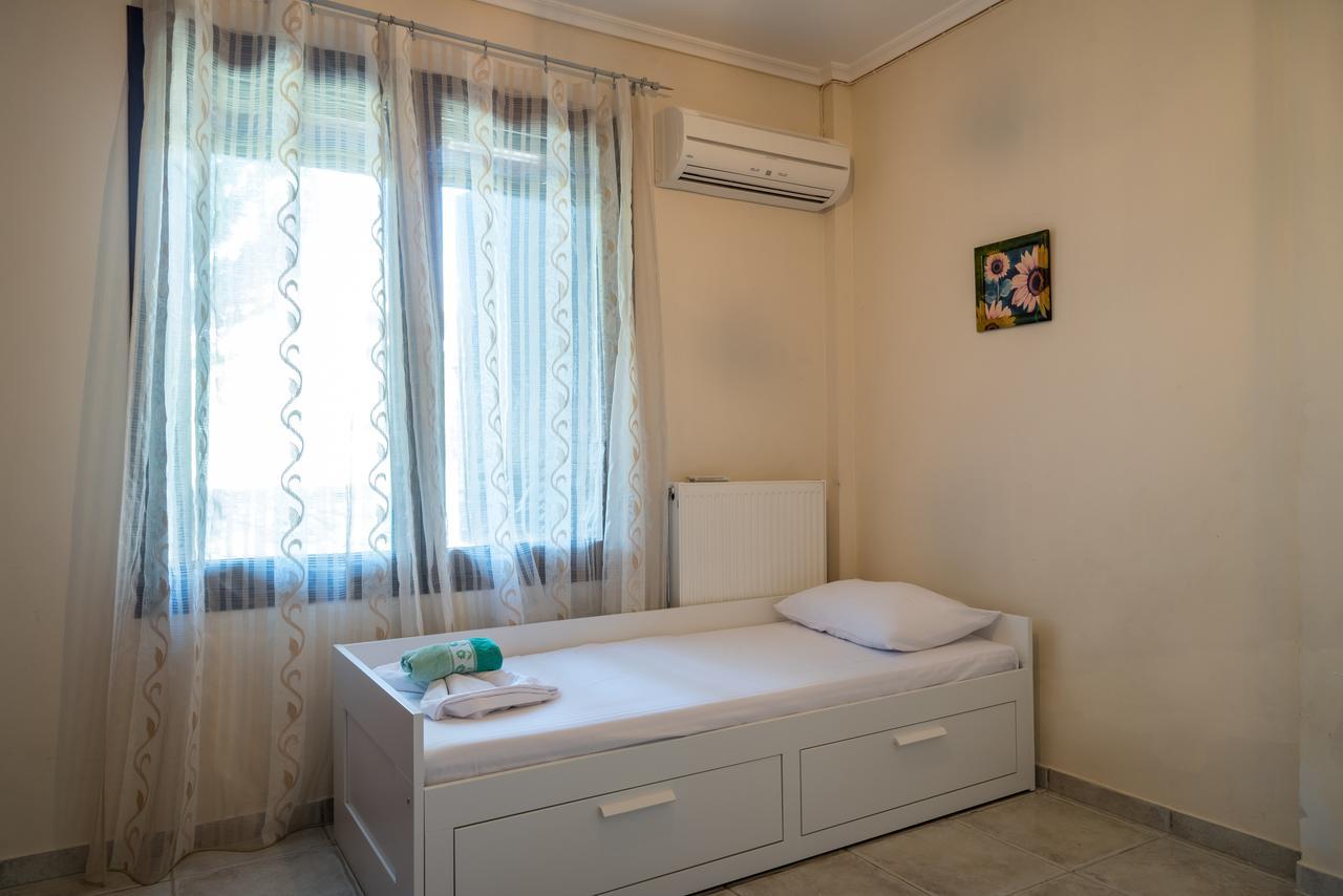 Blue Thea Luxury Villa In Afitos Екстериор снимка