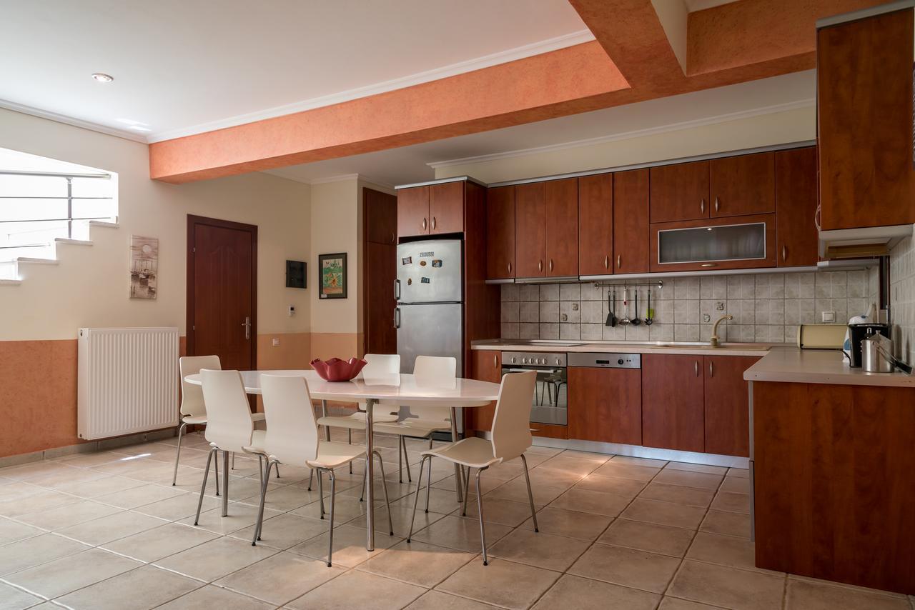 Blue Thea Luxury Villa In Afitos Екстериор снимка